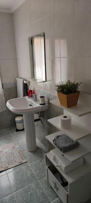 Kuma Rooms Vut5324As Gijón Eksteriør billede